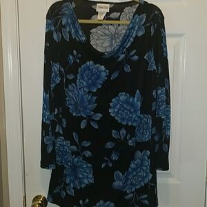 Virginia Gray blue and bkack floral top Sz. 1X